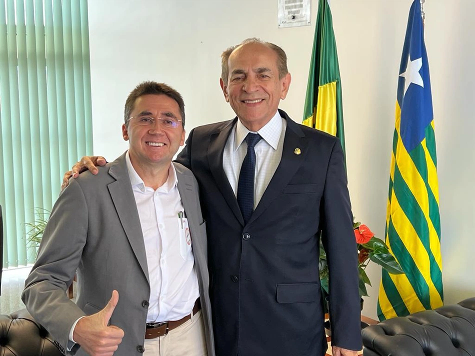 Prefeito de Cocal, Nonatinho, e Senador Marcelo Castro.