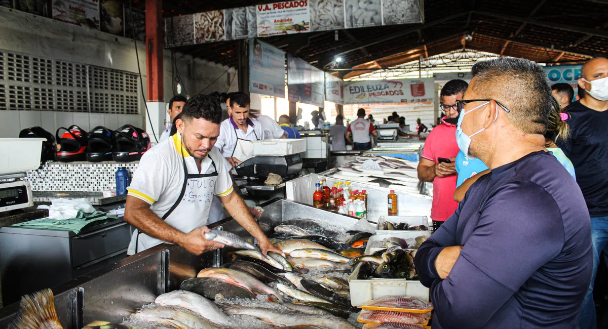 Início da Quaresma no Mercada do Peixe em Teresina