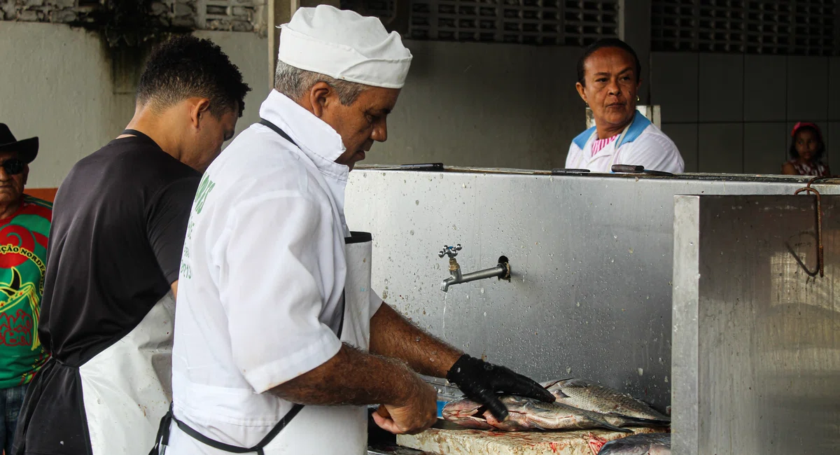 Início da Quaresma no Mercada do Peixe em Teresina