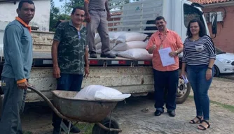 Pequenos Agricultores recebem toneladas de sementes no Piauí.