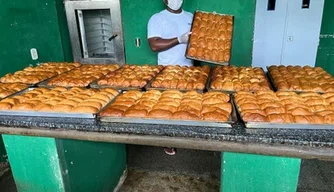 Internos da Penitenciária de Floriano produzem 15 mil pães diariamente.