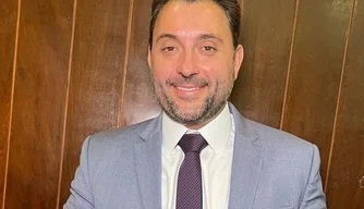 Deputado federal Átila Filho.