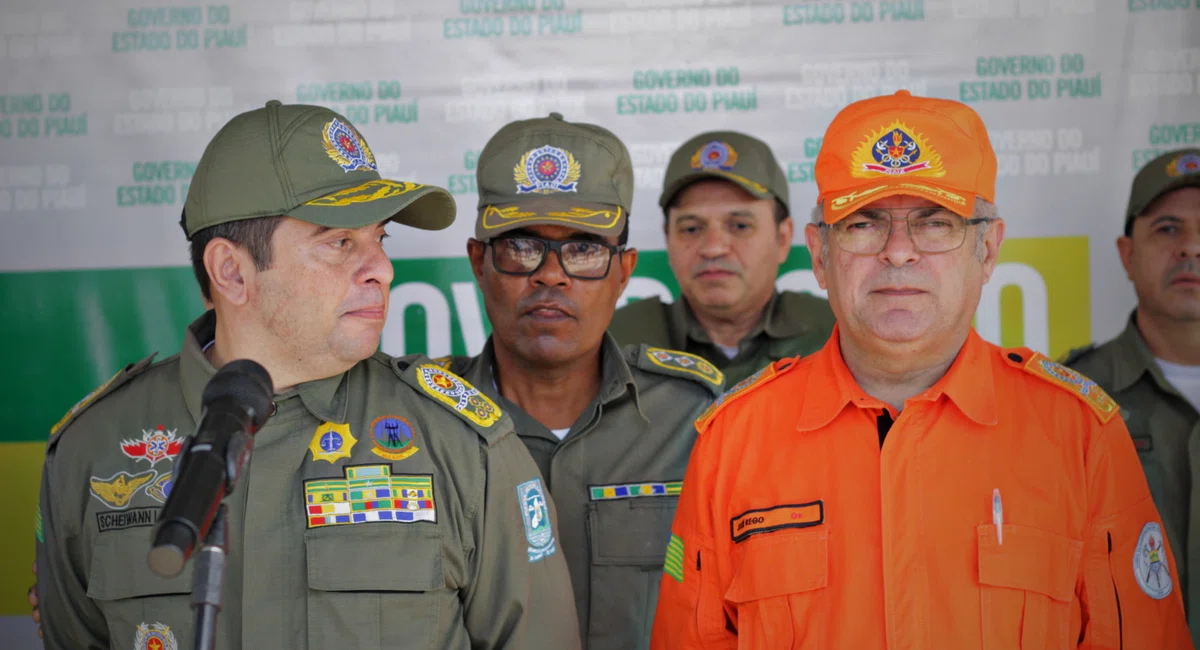 Chico Lucas inaugura reforma e ampliação do 13º BPM em Teresina