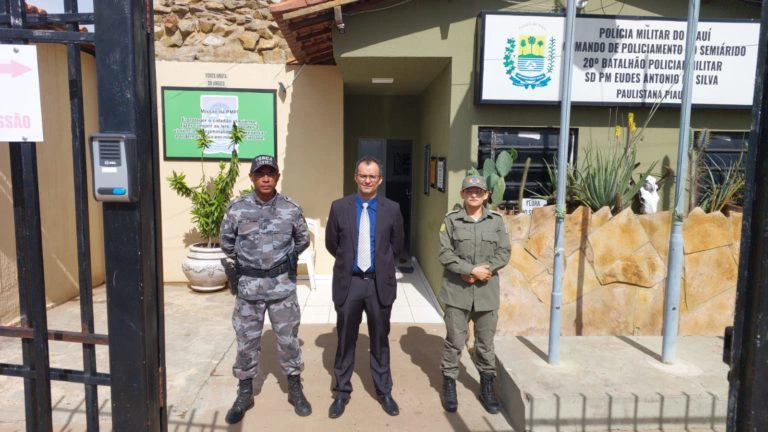 Promotor João Pessoa em visita técnica ao 20º BPM em Paulistana.