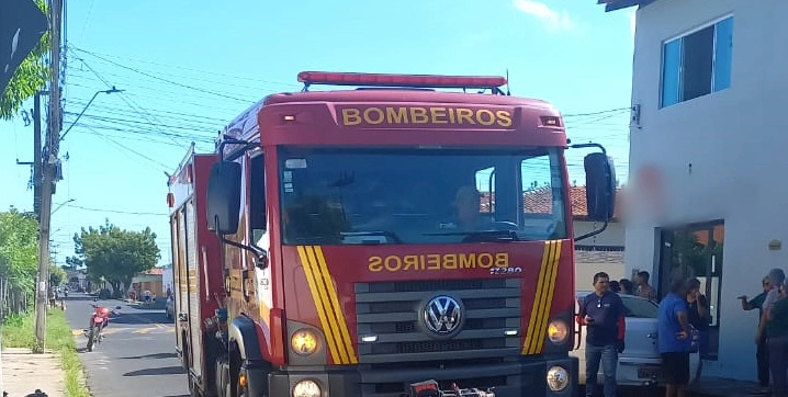 Princípio de incêndio em escola de Teresina.