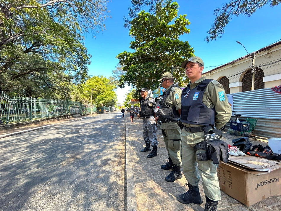 Policiamento no Centro de Teresina.