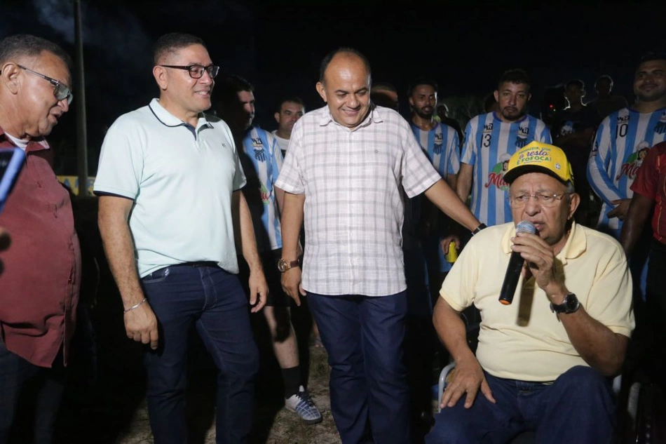 Dr. Pessoa inaugura campo de futebol na Chapadinha Sul.