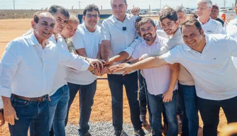 Rafael Fonteles entrega rodovia, nova pista de aeroporto e UTI para Bom Jesus