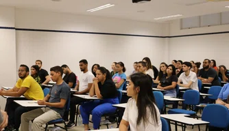 Alunos realizam o Exame da Ordem