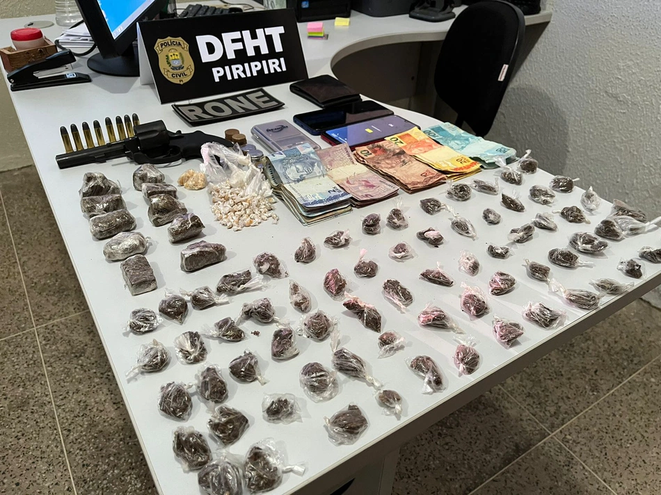 Polícia cumpre 19 mandados de busca durante operação