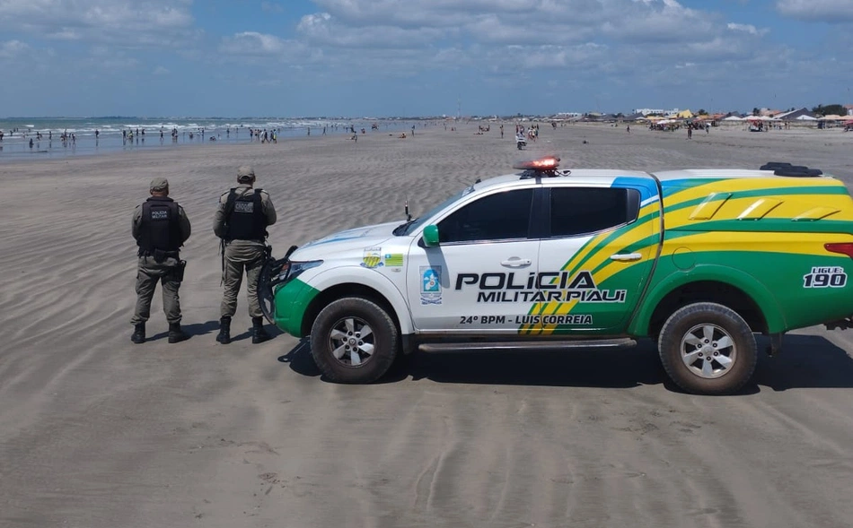 Polícia Militar em operação no Litoral do Piauí.