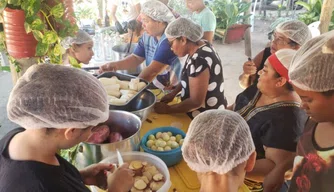 Sasc capacita mulheres para culinária e empreendedorismo