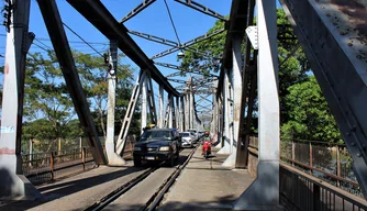 Ponte Metálica