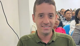 Prefeito Guilherme Maia, de Wall Ferraz