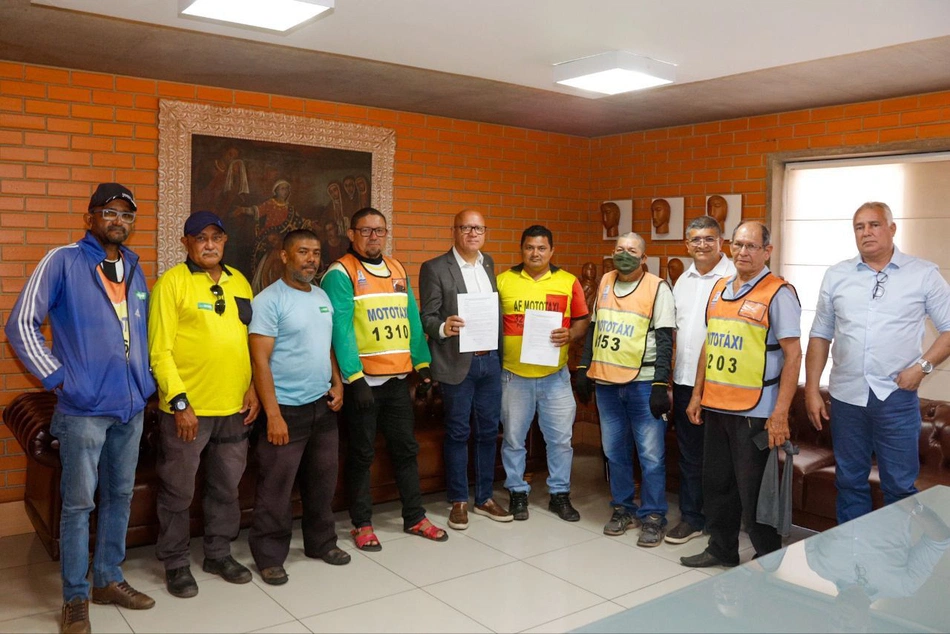 Franzé quer regularização da profissão de motoboys no Piauí.