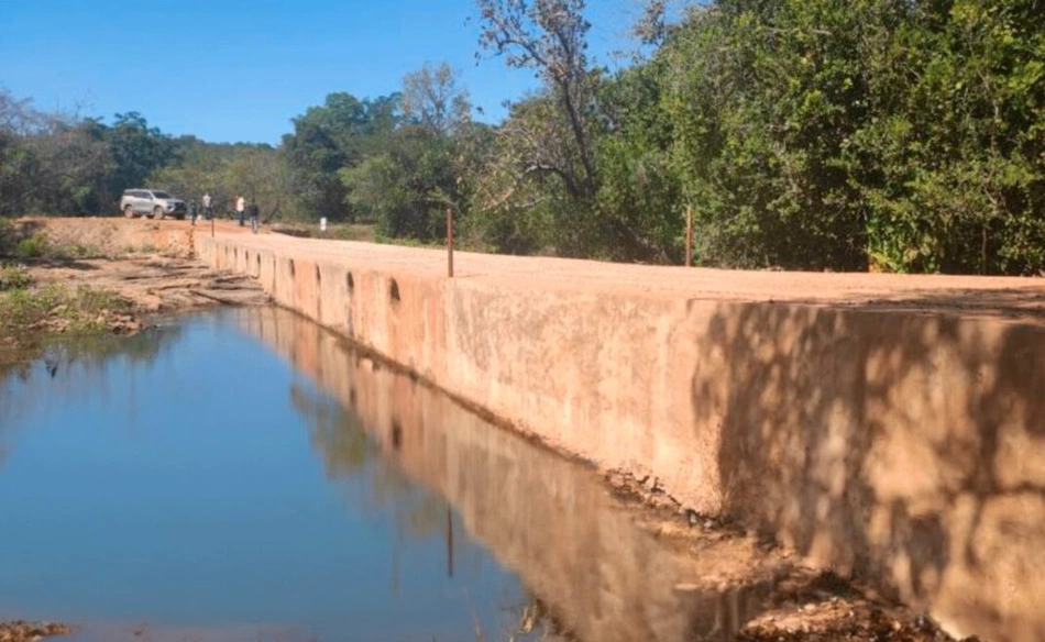 Passagem molhada construída em Piripiri