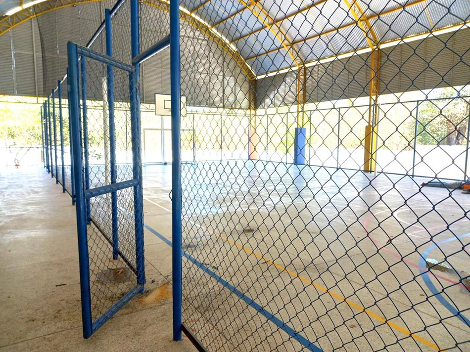 Quadra de esportes da E.M. São José.