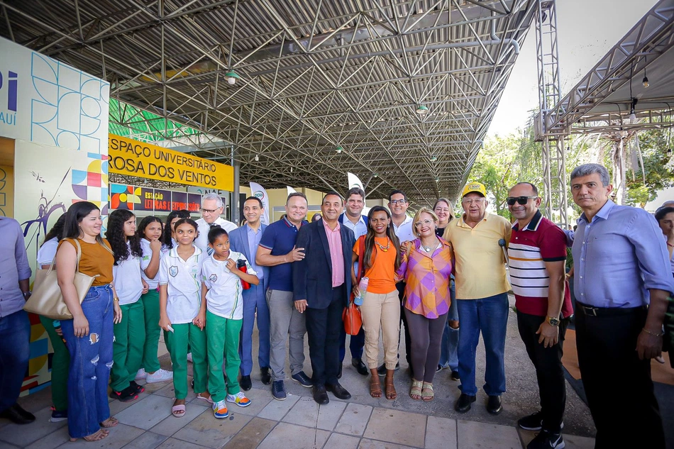 Representantes da gestão municipal em visita ao Salipi