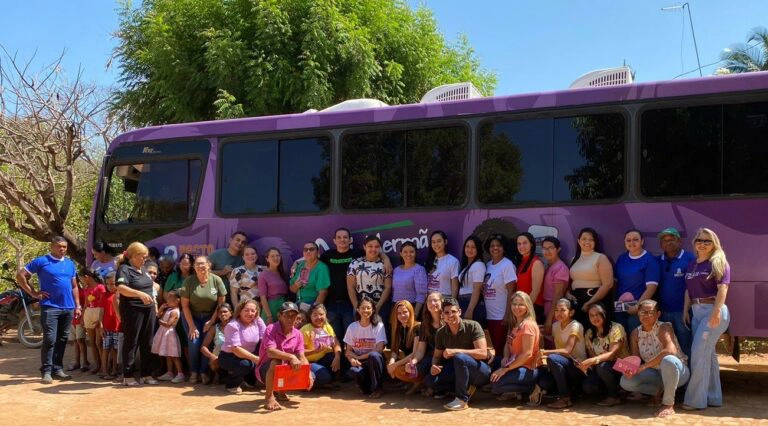 Mulheres de Barro Duro são beneficiadas com trabalhos do Ônibus Lilás