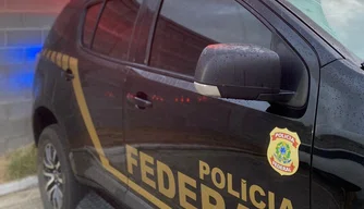 Carro da Polícia Federal