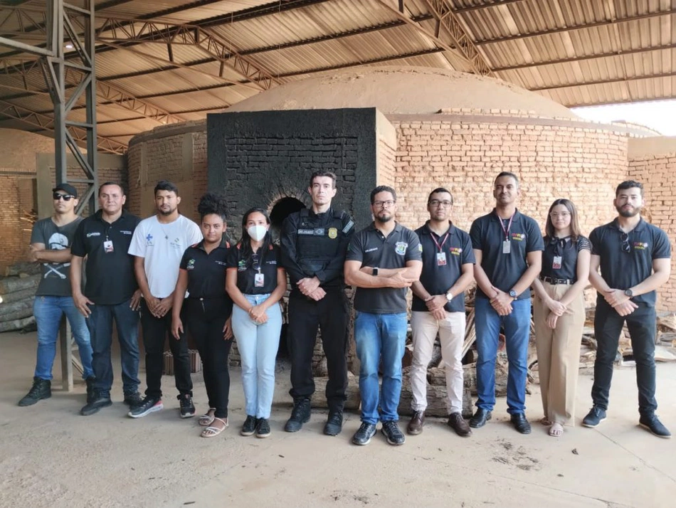 Autoridades em incineração de entorpecentes, em Bom Jesus