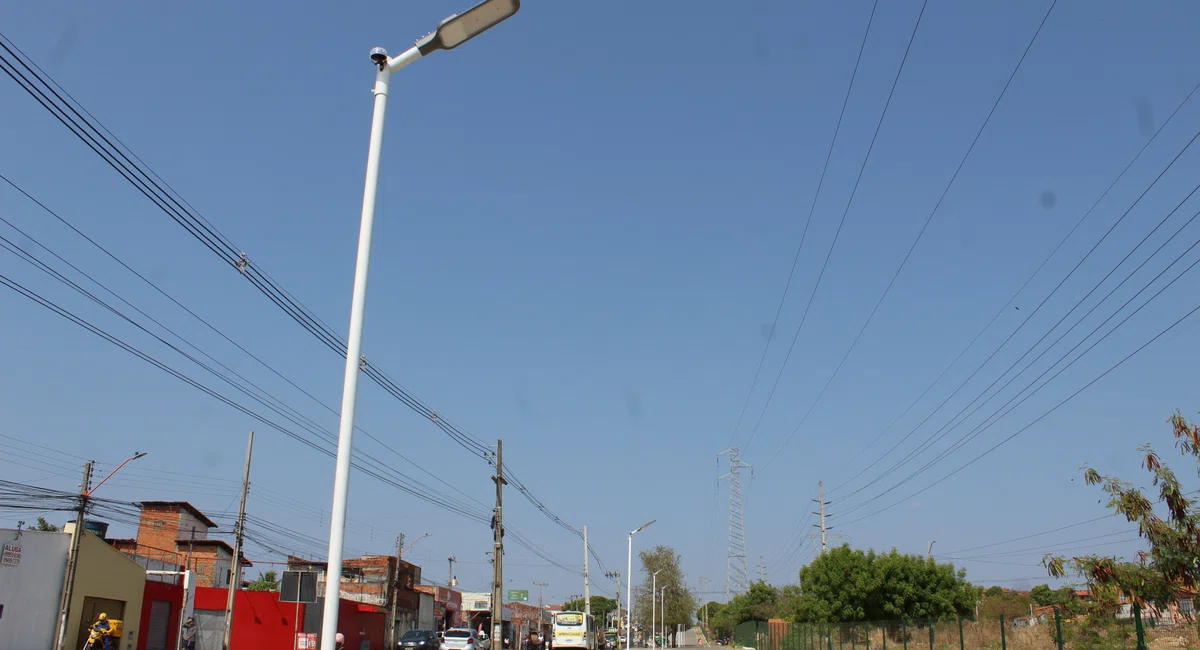 Poste de iluminação em Led