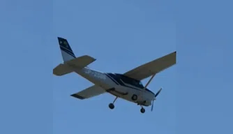 Avião com drogas que invadiu pista da fazenda do cantor Leonardo, em Jussara- Goiás