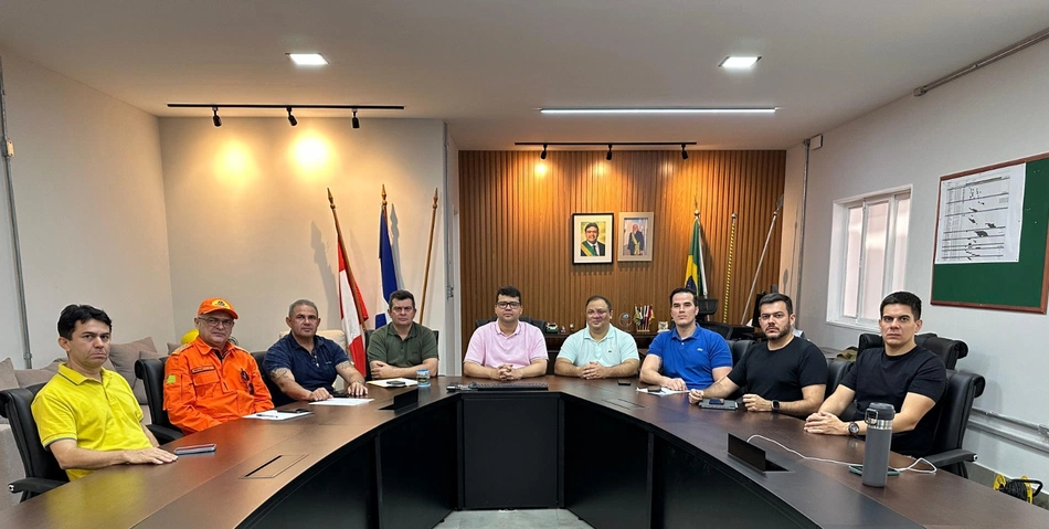 Chico Lucas se reúne com representantes das Forças de Segurança Pública.