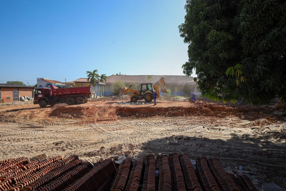 Obras no Lar de Criança