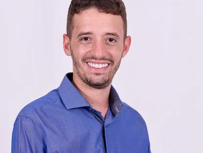 Prefeito de Wall Ferraz, Guilherme Maia.