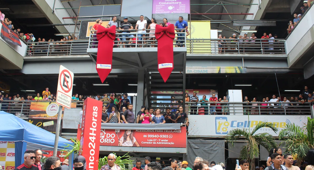 Manifestação no Shopping da Cidade