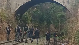 Homem é encontrado morto nos trilhos do metrô de Teresina.