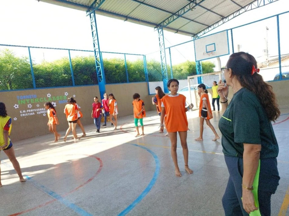 Interclasse na escola Municipal Professora Cristina Evangelista