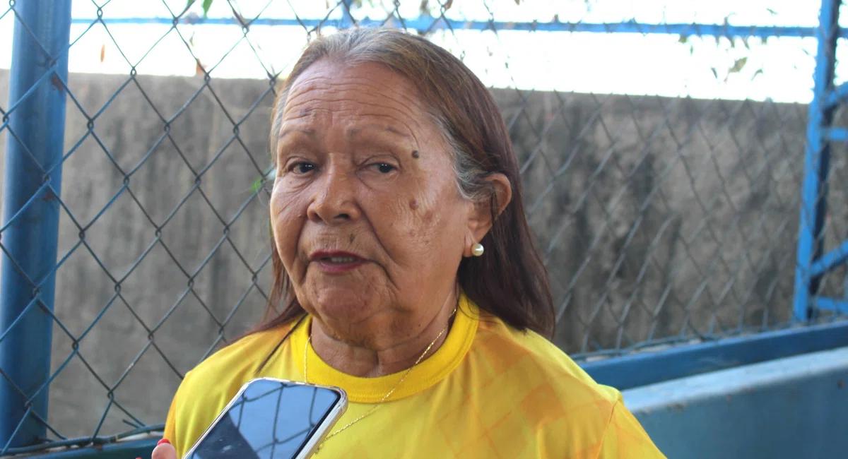 Professora Gracinha, líder comunitária