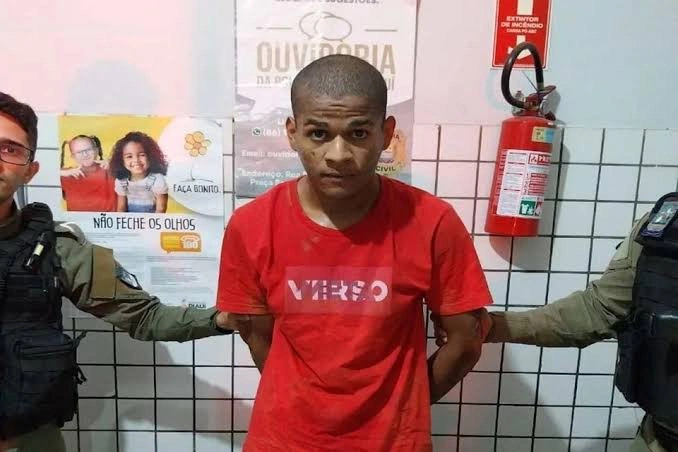 Jovem suspeito de matar a própria mãe a facadas em Corrente