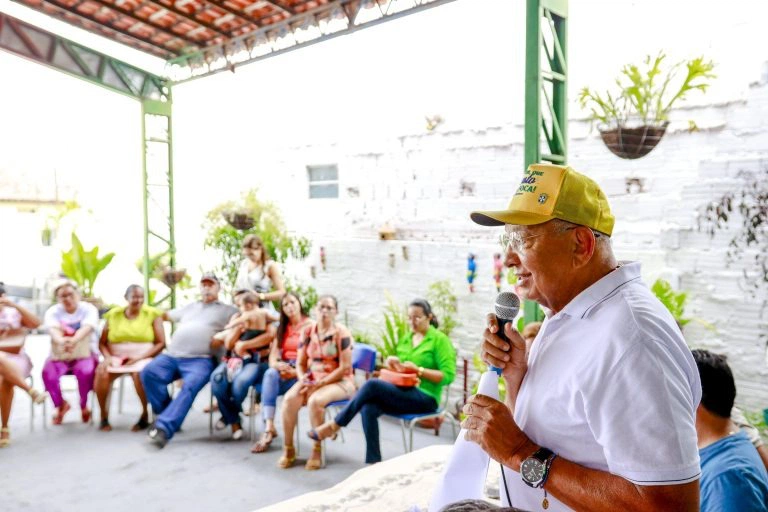 Dr. Pessoa em encontro com lideranças