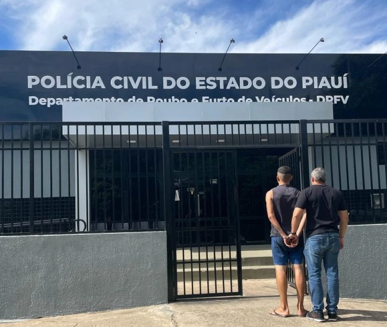 Prisão por roubo de moto