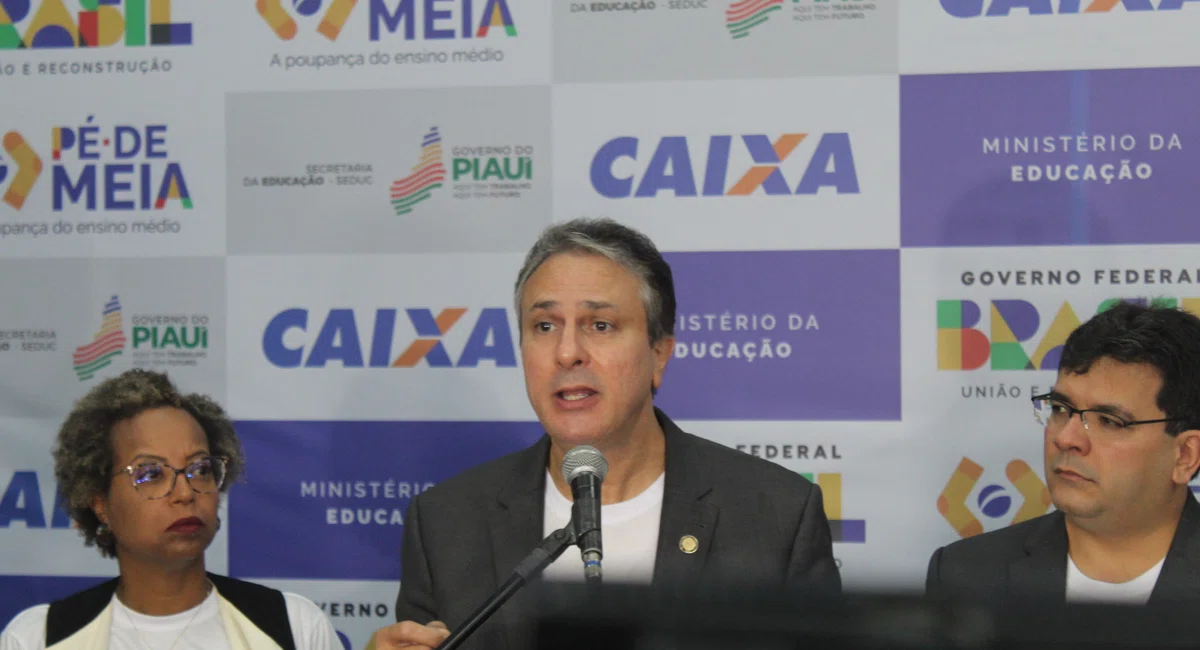 Ministro da Educação lança Programa Pé-de-Meia em Teresina