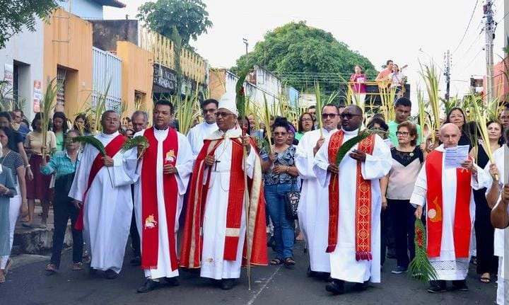 Procissão pelas ruas do Centro de Teresina