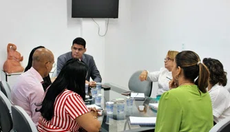 Semec promove reunião para impulsionar ensino nos CMEIs de Teresina