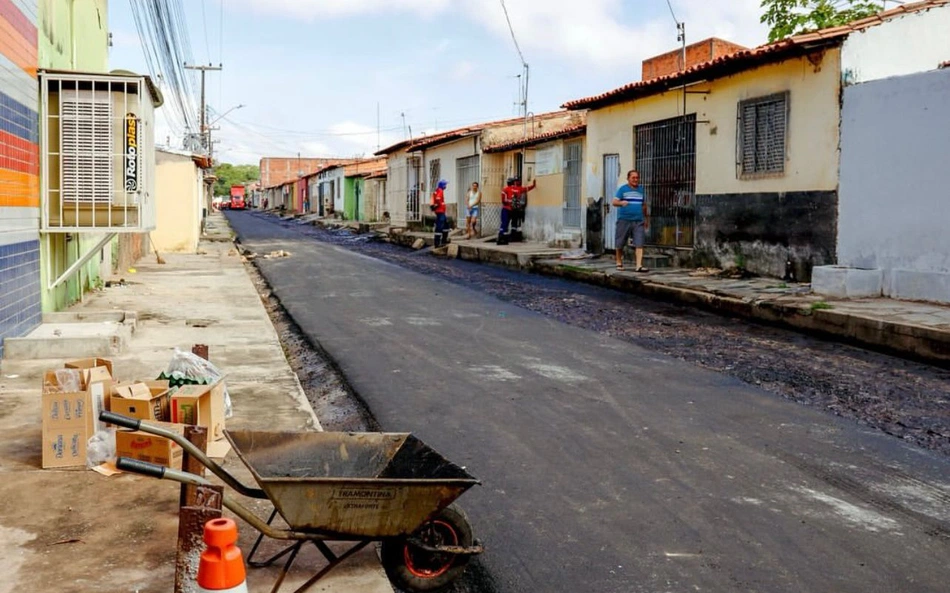 As ações de asfaltamento da ETURB em Teresina