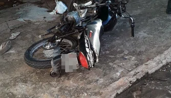 Motociclista morre após colidir contra muro de cemitério em Timon