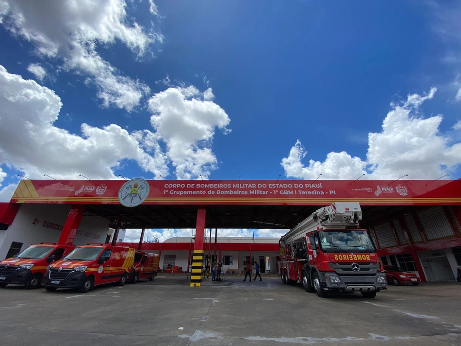 Bombeiros do Piauí partem em missão de socorro ao Rio Grande do Sul após inundações