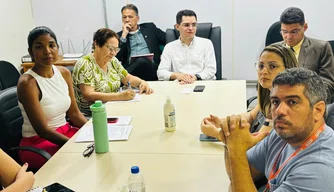 Reunião para discute criação de fundo e projetos para vulneráveis