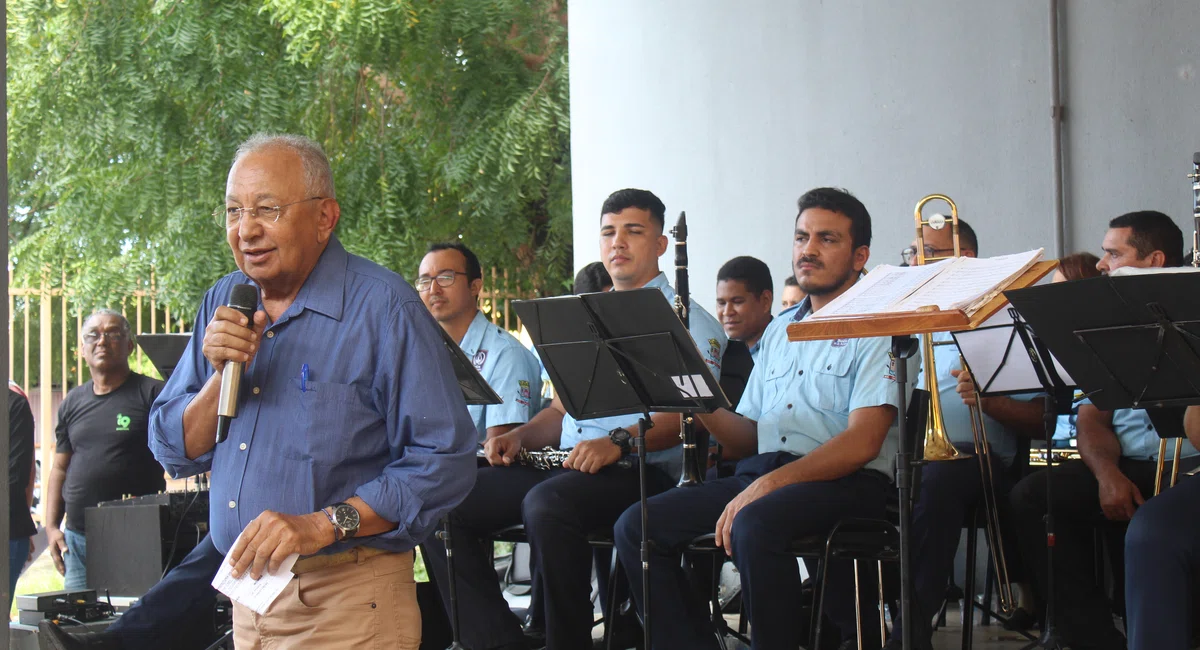 Assinatura de ordem de serviço Teatro do Boi