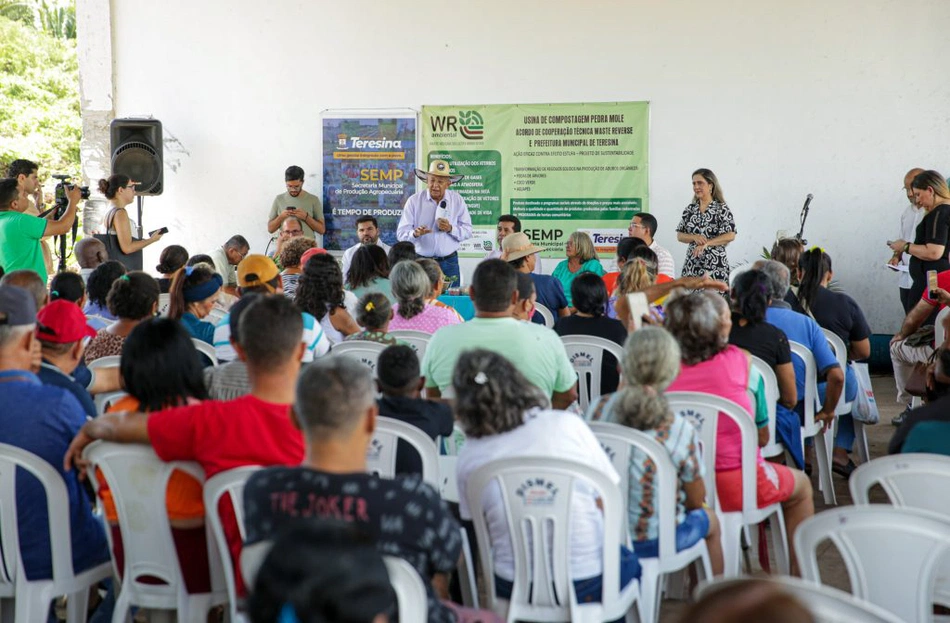 Prefeito de Teresina realiza visitas as instalações da Usina de Compostagem orgânica