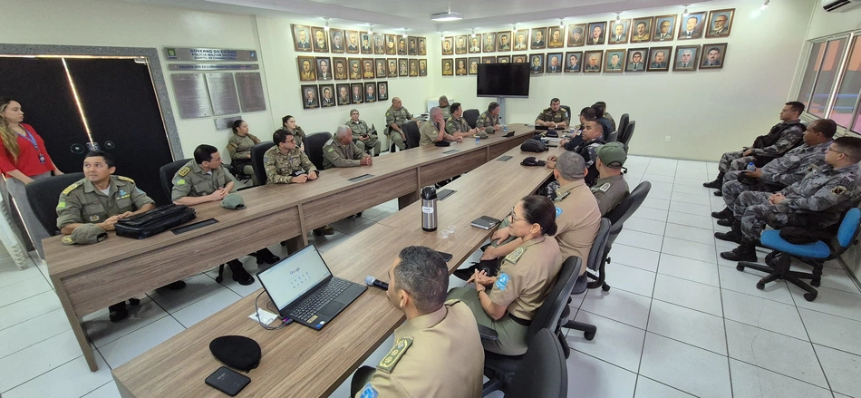 PMPI compartilha experiência com TCO com representantes da PM do Pará