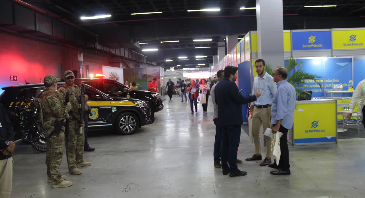 Caravana Federativa aproxima governo federal e municípios em Teresina