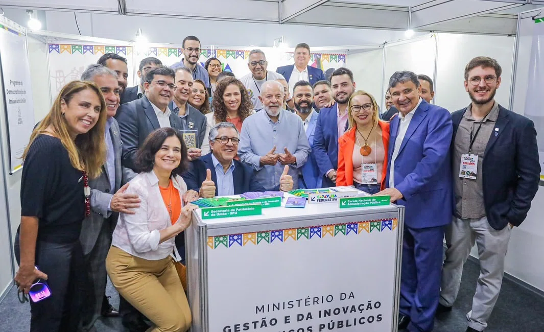 Lula participa do encerramento da Caravana Federativa em Teresina