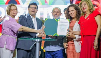 Lula participa do encerramento da Caravana Federativa em Teresina